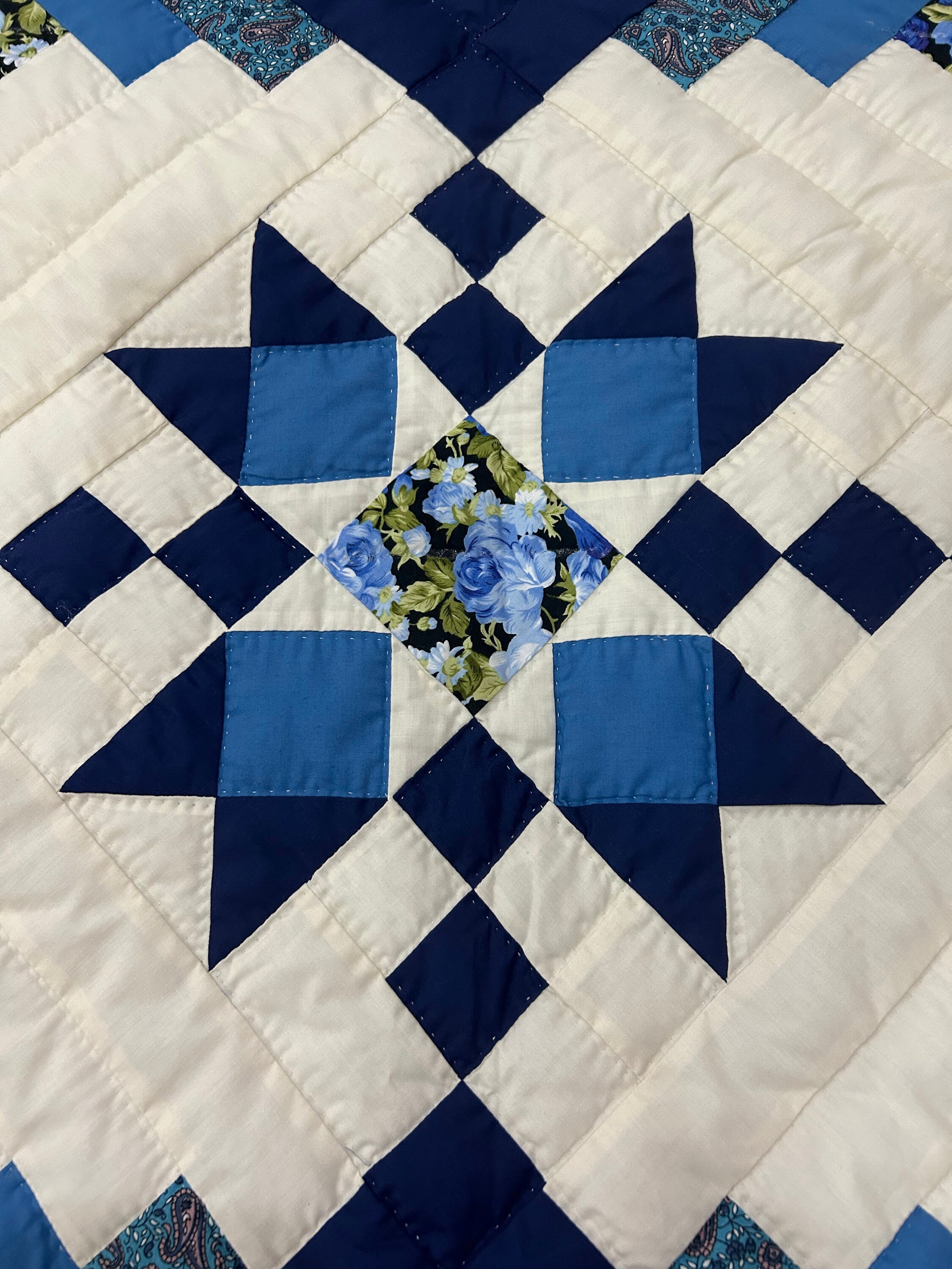 Oversized King Amish Heritage Quilt, Hand Quilted Log Cabin Star