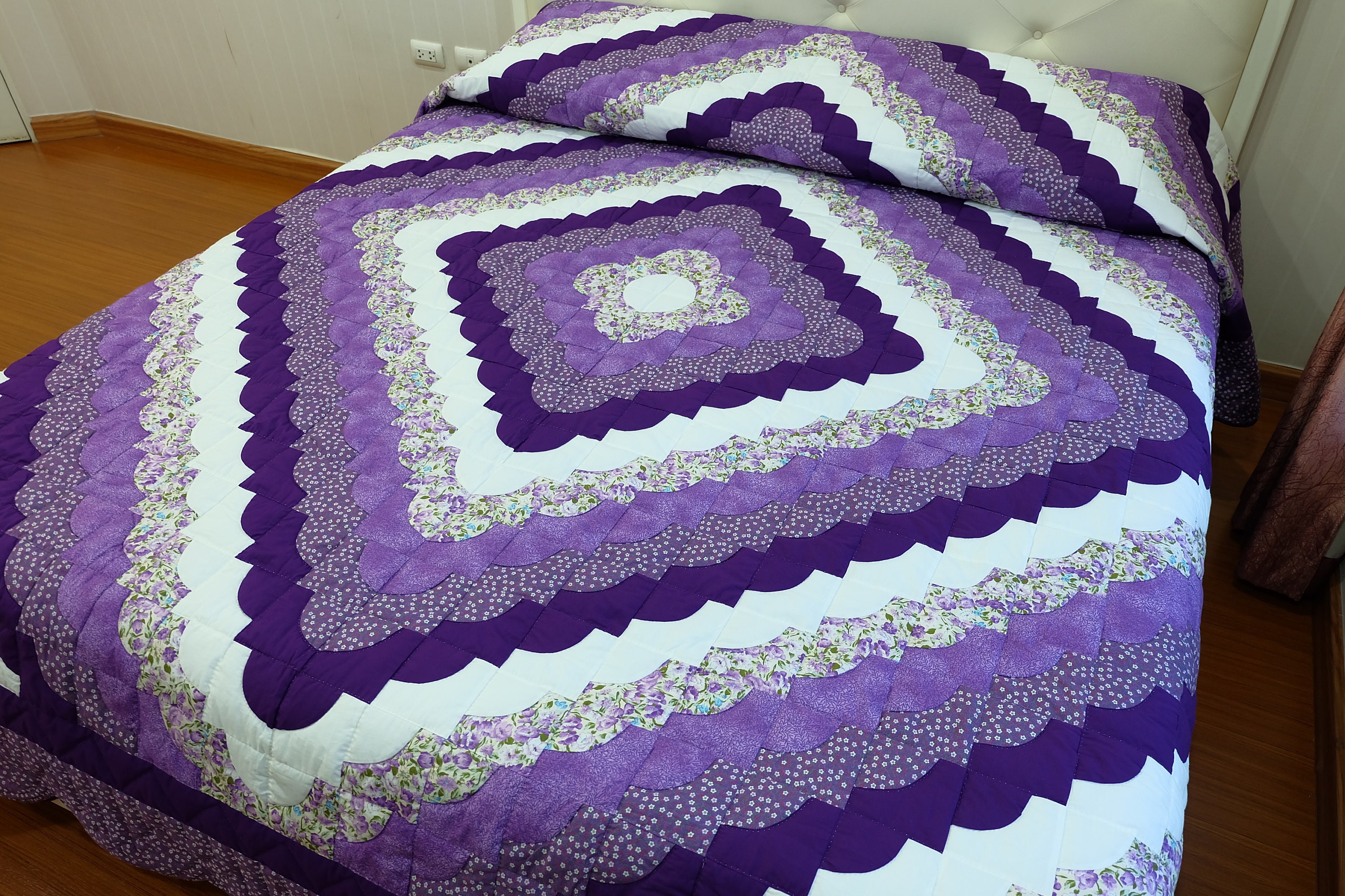 Drunkards Path quilt Elegant Purple Handmade Quilt Beautiful Etsy