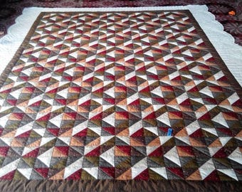 Edredón artesanal personalizado con diseño de prismas otoñales, edredón geométrico de triángulos, colcha de algodón acolchada a mano, ropa de cama rústica moderna, tamaño Queen-California King.