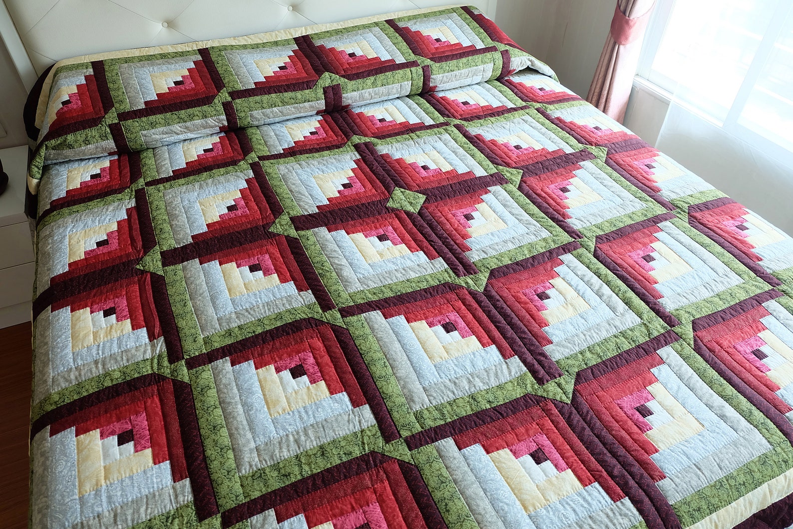 Red and Green Curved Log Cabin King Size Quilt Amish Log Etsy