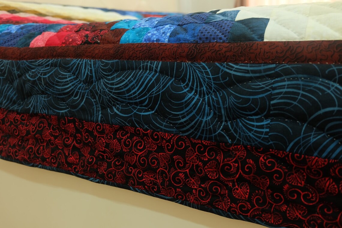 CUSTOM HANDMADE QUILTS Lightening Strikes Bargello Quilt Etsy