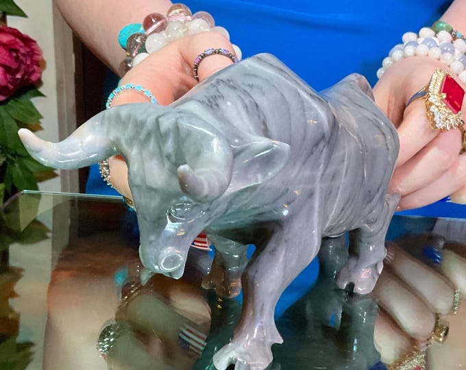 Vintage Gray Onyx Bull ~ Big 2 Lb. 15 oz. ~ 10" Long ~ Hand Carved Sculpture ~ Museum Quality ~ Swirling Gray Colors ~ Fast & Free Shipping