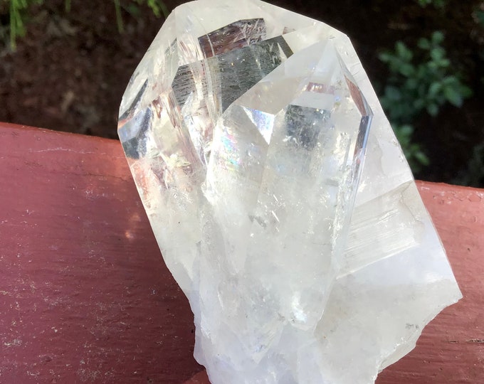Clear Quartz Crystal Chisel Point ~ 9 oz. ~ 3" Long ~ Keyhole ~ Rainbow Inclusions ~ Palm Stone, Reiki, Altar ~ Fast & Fast Shipping, USA ~