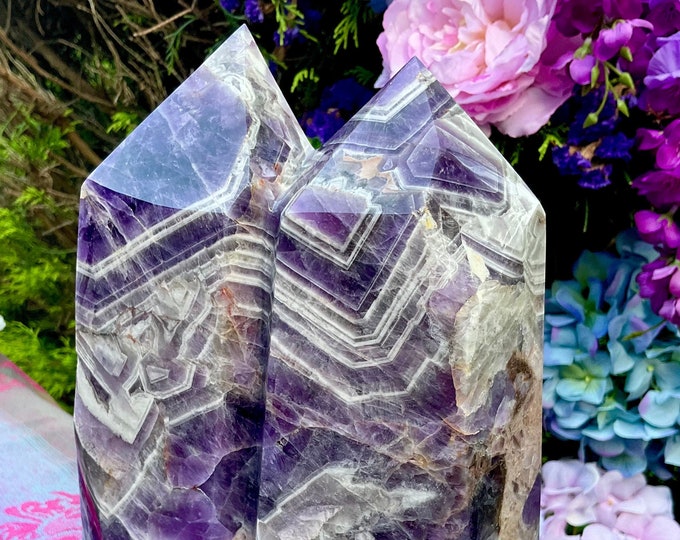 Chevron Amethyst Twin Flame Crystal Generator ~ Large 10 lb. ~ 8 1/2" Tall ~ Swirling Purple & White Colors ~ Fast and Free Shipping, U.S.A.