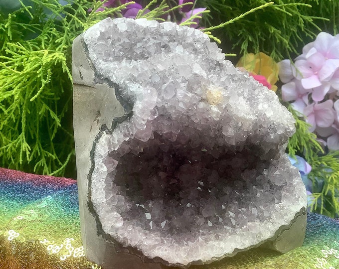Amethyst Crystal Cluster ~ Large 2 lb. 10 oz. 4" Tall ~ Reiki Display ~ Beautiful Purple Quartz Points ~ Big Specimen ~ Fast & Free Shipping