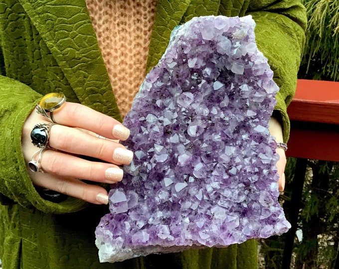 Amethyst Crystal Cluster ~ Large 4 lb. 10 oz. ~ 8" Long ~ Reiki Display ~ Beautiful Purple Quartz Points ~ Fast & Free Shipping