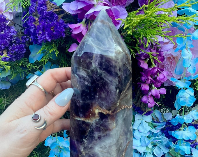 Amethyst Crystal Generator ~ 2 lb. 7 oz. ~ 8" Tall Tower ~ 3" Wide ~ Purple & White Colors ~ Free Standing Pillar ~ Fast Free Shipping