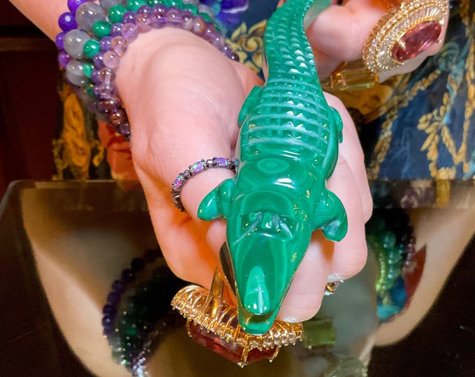 Malachite African 4 oz. Alligator ~ 6 " Long ~ Vintage Congo Display Animal Totem ~ Gorgeous Green Mineral