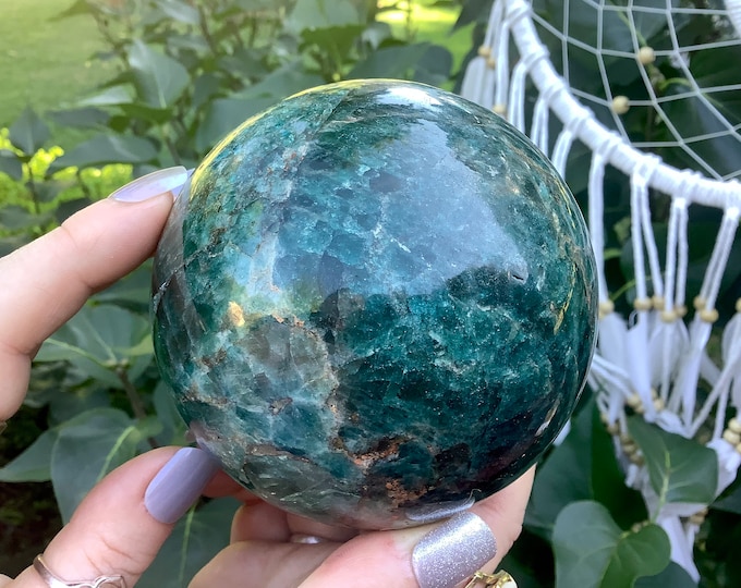 Blue Apatite Crystal Ball ~ Large 2 Lb. 12 oz. ~ 3 1/2" Wide Polished Sphere ~ Beautiful Altar, Reiki, Home Display ~ Fast & Free Shipping