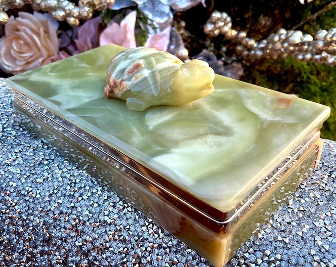 Afghan Jade Jewelry Box with Lid ~ 6 1/2 " Long ~ Vintage Hand Carved Turtle Display Charging Box ~ Swirling Green Red & Golden Pattern