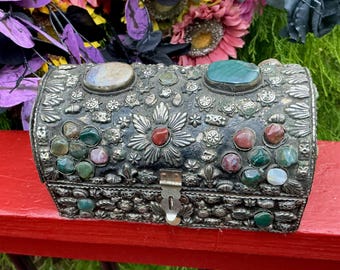 Vintage Agate Inlaid Moroccan Jewelry Box ~ Moorish Dome Top W