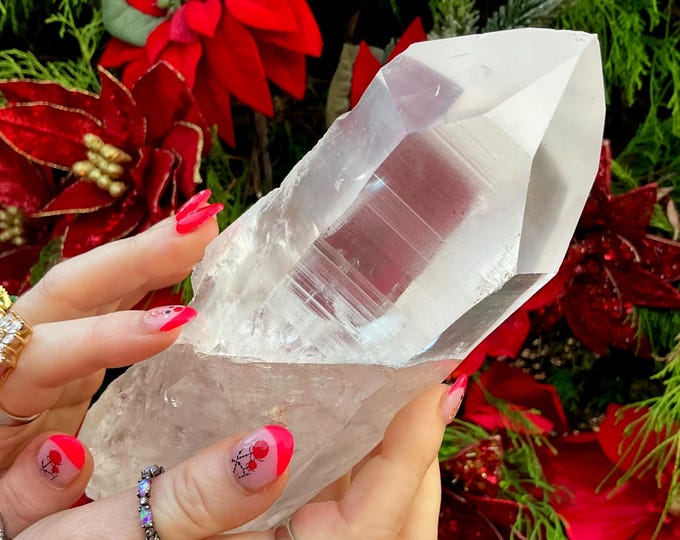 Brazilian Clear Quartz Crystal ~ 2 Lb. 10 oz. ~ 7 1/2" Long ~ Sparkling Rainbow Inclusions ~ Meditation, Reiki, Altar ~ Fast & Free Shipping