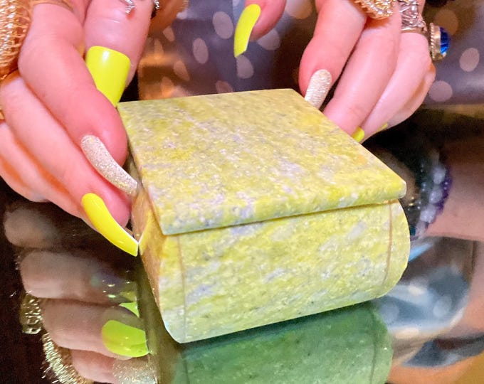 Serpentine Jewelry Box ~ 3" Long ~ Hand Crafted Vintage Display Colorful Green & White Colors