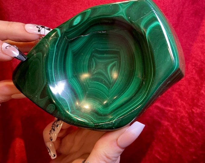 Malachite Bowl Vintage Hand Carved 1 Lb. 14 oz. ~ 4 1/2" Long Bulls Eye Patterns