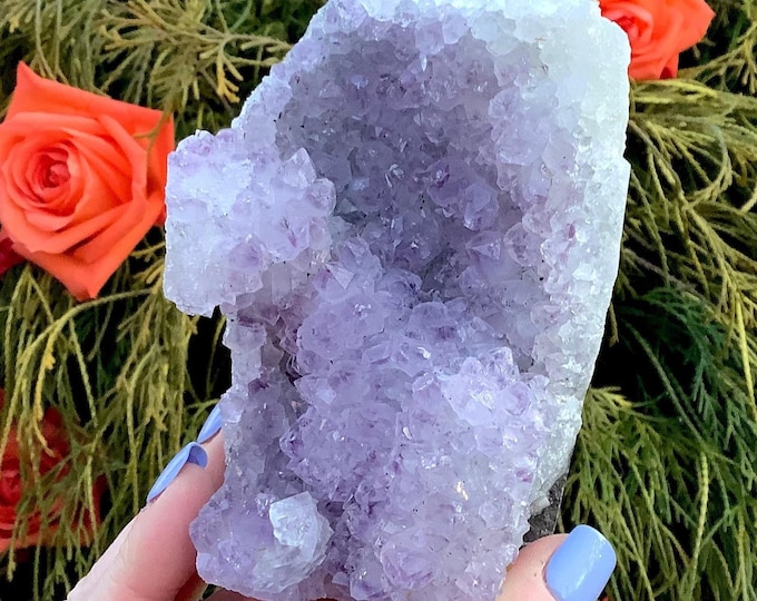 Amethyst Crystal Cluster ~ Large 1 lb. 3 oz ~ 4" Tall ~ Reiki Display ~ Beautiful Purple Quartz Points ~ Big Specimen
