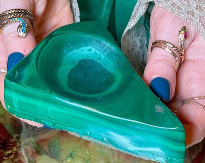 Malachite Crystal Bowl ~ 14 oz. ~ 4" Long ~ Vintage Charging Dish ~ Green Mineral Specimen ~ Swirling Bulls Eye Patterns