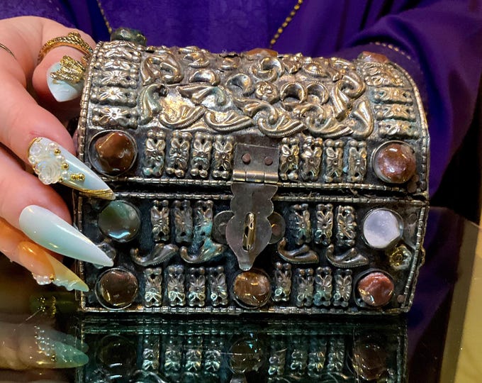 Vintage Agate Inlaid Moroccan Jewelry Box ~ Moorish Dome Top w/ Semi Precious Stones ~ 4" Long Handmade in Morocco