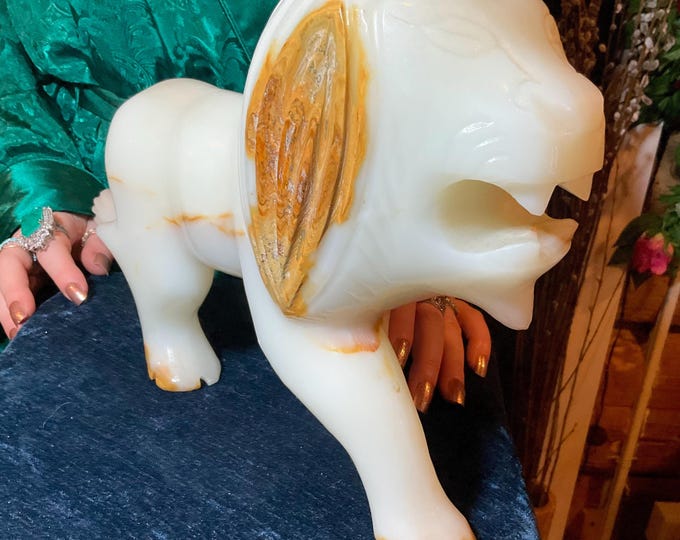 Vintage White Onyx African Lion Big 13 Lb. 8 oz.~ 15" Long ~ Hand Carved Museum Quality ~ Swirling White Colors