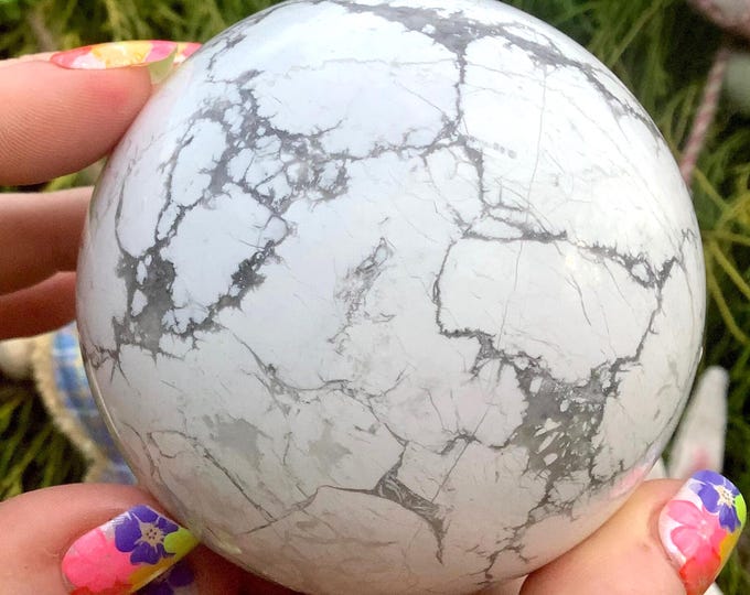 Howlite Crystal Ball ~ Large 1 Lb. 7 oz. ~ 3" Wide ~ Polished Sphere ~ Natural White w/ Gray Line Patterns ~ Fast & Free Shipping
