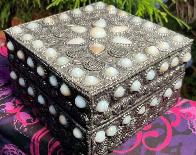 Vintage Agate Inlaid Moroccan Jewelry Box ~ Moorish with White Semi Precious Stones ~ 4" Square ~ Handmade in Morocco