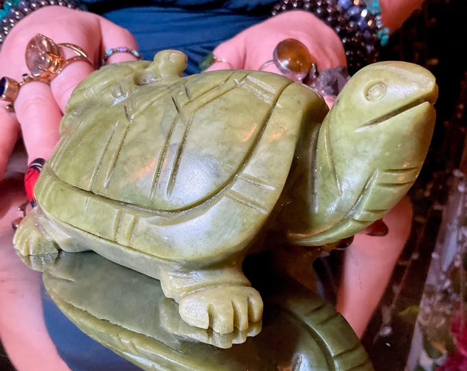 Vintage Nephrite Jade Turtle W/Baby ~ 1 Lb. 13 oz. Carving ~ 5" Long Hand Carved ~ Stunning Museum Quality Specimen