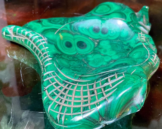 Malachite Alligator Crystal Bowl/Charging Dish ~ 1 Lb. 3 oz. ~ 6" Long ~ Vintage Carving from Congo ~ Swirling Green Bulls Eye Patterns