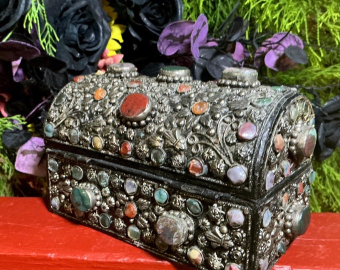 Vintage Moroccan Jewelry Box, Agate Inlaid Moorish Dome