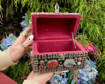 Vintage Agate Inlaid Moroccan Jewelry Box ~ Moorish Dome Top W