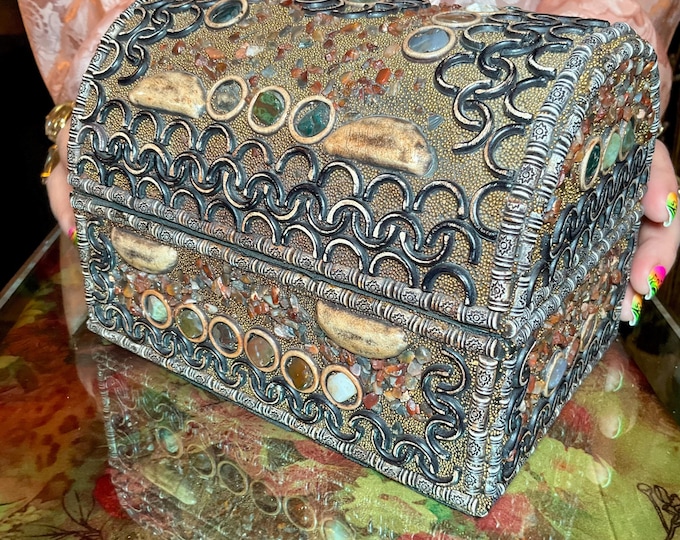 Vintage Agate Inlaid Moroccan Jewelry Box ~ 7" Long ~ Moorish Dome Top w/ Semi Precious Stones with Brass Filigree Handmade in Morocco