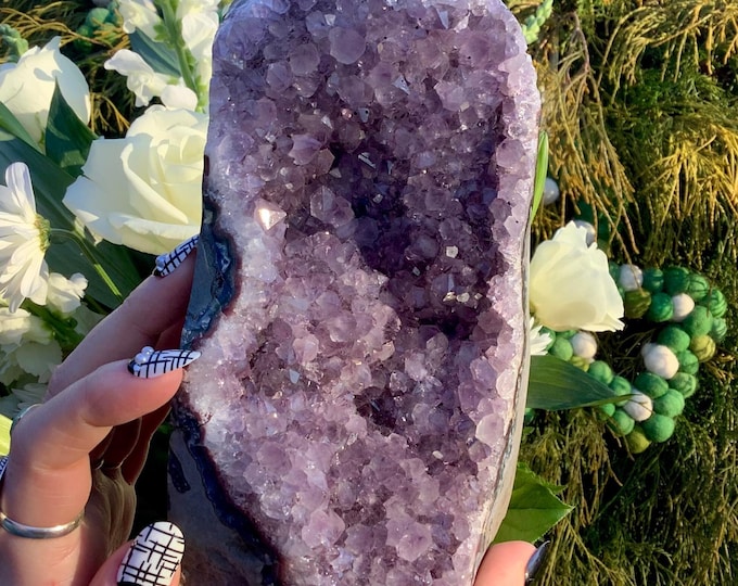 CLEARANCE! ~ Amethyst Crystal Cluster ~ Large 4 lb. 6 oz. ~ 6 1/2" Tall ~ Reiki Display, Beautiful Purple Quartz Points