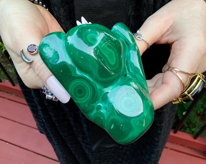 Malachite Freeform Crystal~ Large 11 oz. ~ 3" Long ~ Polished Green Mineral Display Specimen ~ Swirling Bullseye Patterns ~ Congo, Africa