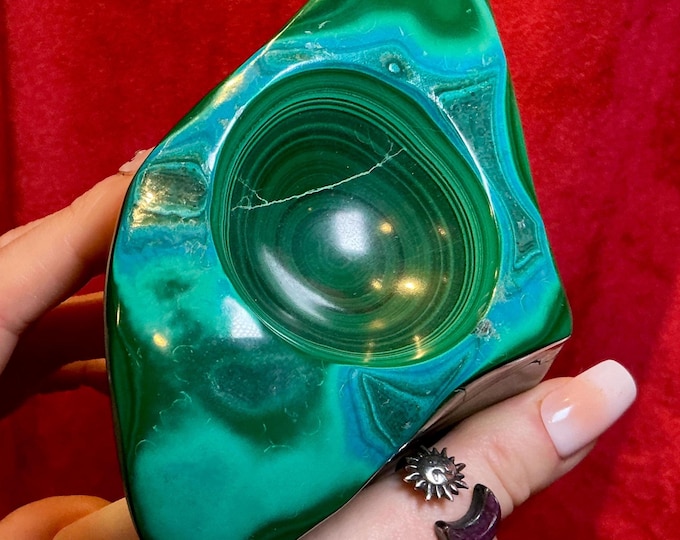 Malachite Chrysocolla Crystal 2 Lb. Bowl ~ 4 1/2" Long ~ Vintage Hand Carved Jewelry Dish ~ Beautiful Green Swirling Bulls Eye Patterns