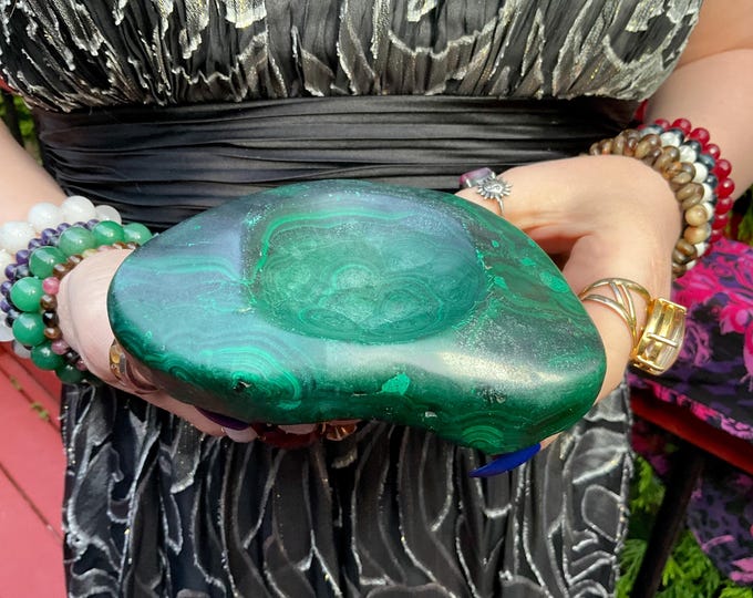 Malachite Crystal Jewelry Bowl ~ Large 1 Lb. 4 oz. ~ 4 1/2" Long ~ Beautiful Vintage Green, Swirling Bulls Eye Patterns ~ Fast Shipping, USA