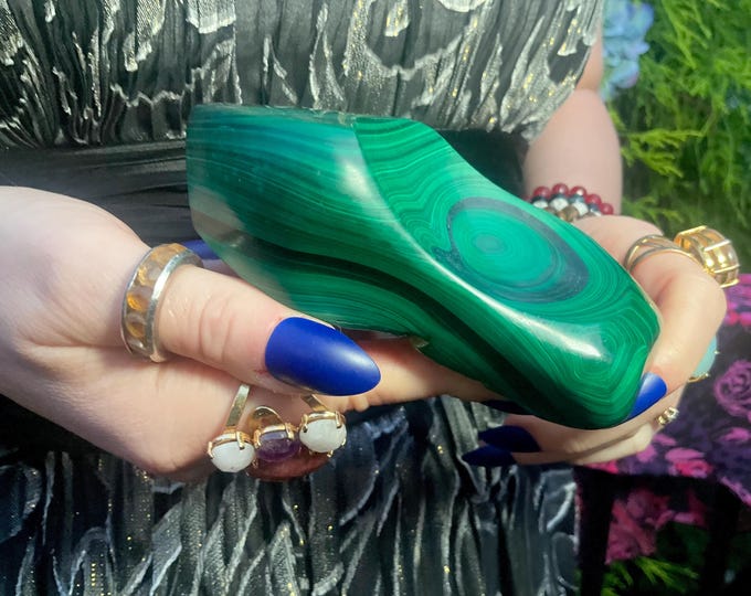 Malachite Crystal Jewelry Bowl ~ 15 oz ~ 4 1/2" Long ~ Beautiful Vintage Green Colorful Swirling Bulls Eye Patterns ~ Fast Shipping, USA