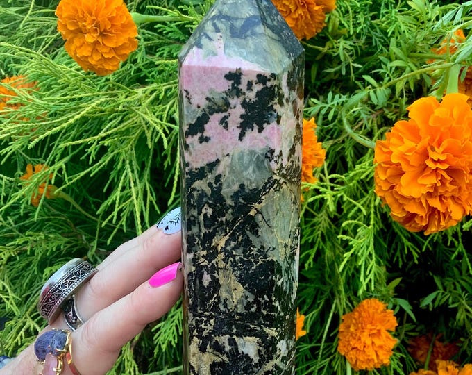 Rhodonite Crystal Generator ~ Large 1 Lb. 12 oz. ~ 7 1/2" Tall Tower ~ Flashing Deep Black, Whites and Pinks Colors Quality Gemstone