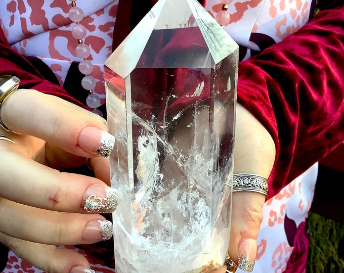 Ultra Clear Quartz Crystal Wand ~ Large 1 lb. 3 oz ~ 6" Tall Point ~ Sparkling Rainbow Inclusions ~ White Phantoms ~ High Altitude Himalayan
