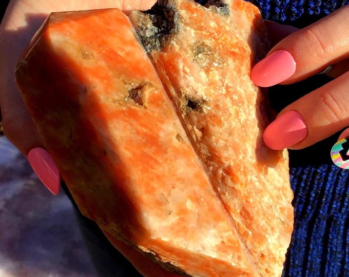 CLEARANCE! ~ Orange Apatite Crystal ~ Large 1 Lb. 15 oz. ~ 5" Long ~ Sacral Chakra Reiki Altar Display ~ Metaphysical Home Decor