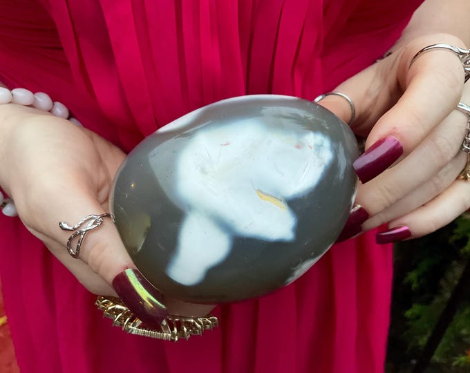 Orca Agate Freeform Crystal ~ Large 1 Lb. ~ 3 1/2" Long ~ Stunning Blue-Black Grey & White Colors ~ Palm Stone, Reiki, Altar Display