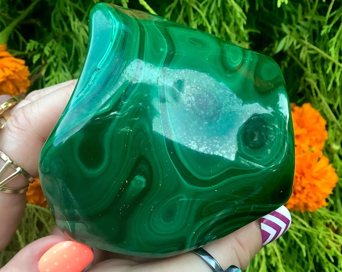 Malachite Freeform Crystal ~ Large 1 Lb. 6 oz. ~ 4" Long ~ Swirling Bullseye Patterns ~ Heart Chakra, Reiki Healing Altar, Meditation Stone