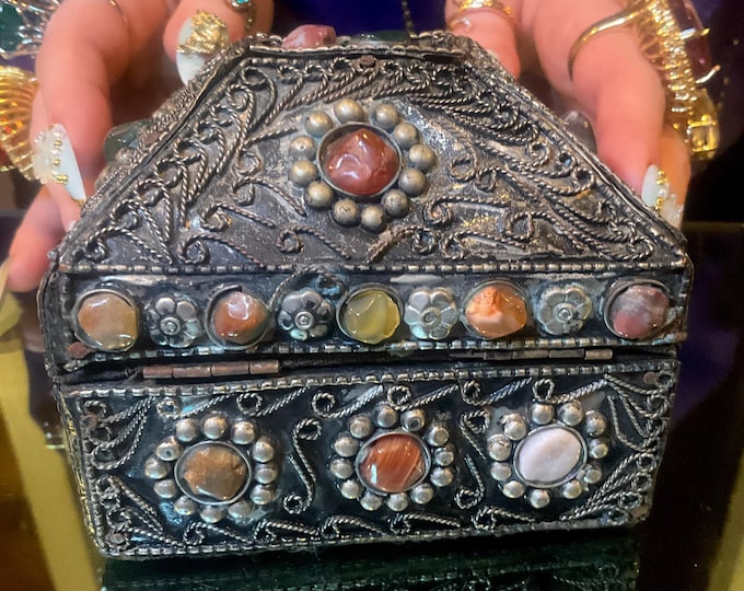 Vintage Agate Inlaid Moroccan Jewelry Box ~ Moorish Dome Top w/ Semi Precious Stones ~ 4" Long Handmade in Morocco