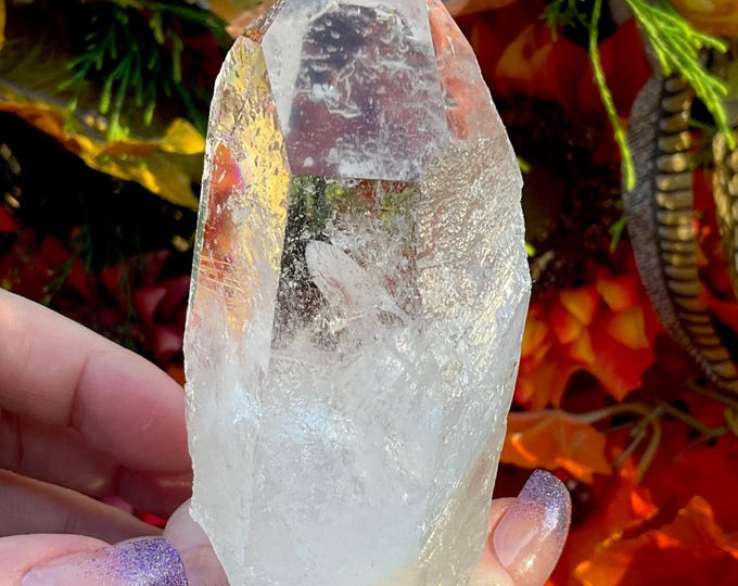 Clear Quartz Crystal ~ 8.5 oz. - 3 1/2" Long ~ Large Sparkling Clear Transparent Point ~ Meditation, Reiki Altar Display