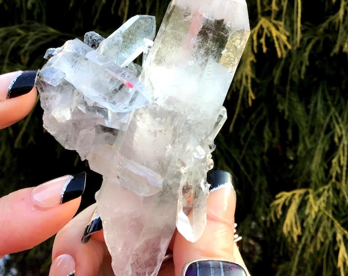 Clear Quartz Crystal Cluster ~ 4.6 oz. ~ 4" Long ~ Green Chlorite Phantom Inclusions ~ Ultra Clear Points