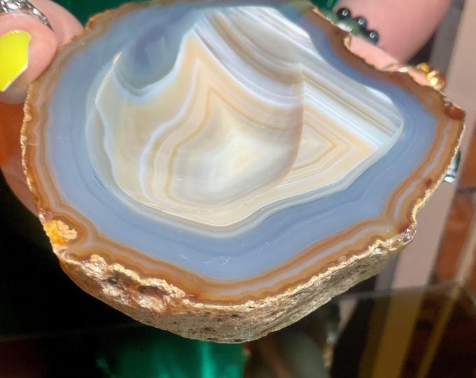Chalcedony Agate Crystal Bowl ~ Large 13 oz. ~ 5" Wide ~ Natural Polished Mineral Gemstone Jewelry Dish ~ Altar Display