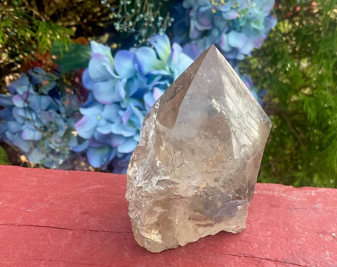 Clear Smokey Quartz Crystal Point ~ Large 10.9 oz.  ~ 3 1/2" Tall ~ Ancient Striations ~ Self Healed Keyhole ~ Beautiful Reiki Altar Display