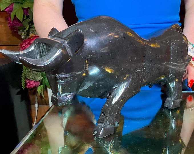 Vintage Black Onyx Bull ~ Large 9 Lb. 7 oz. ~ 14" Long ~ Hand Carved Sculpture ~ Museum Quality ~ Glossy Black Colors ~ Fast & Free Shipping