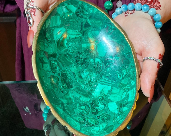 Malachite Jewelry Dish ~ 7" Oval ~ 6 oz. ~ Polished Stone Brass Trim ~ Vintage Hand Carved ~ Green Swirling Bullseye Color