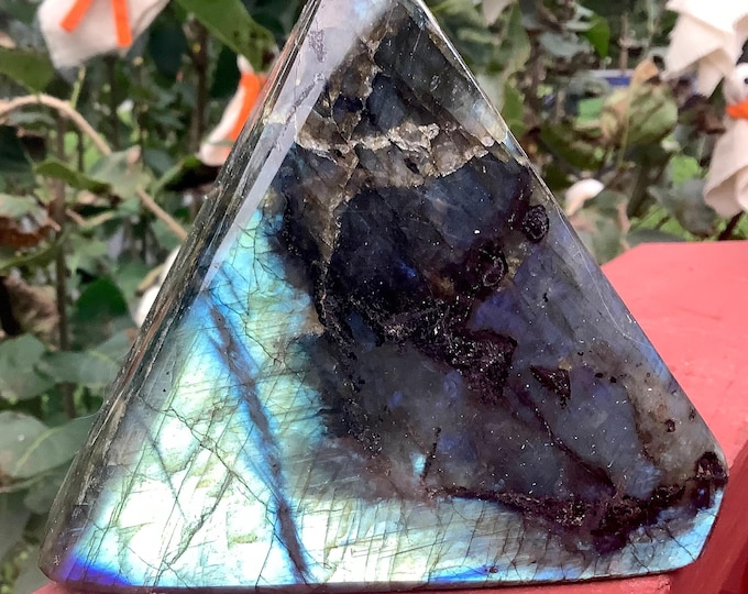 Labradorite Freeform Crystal ~ Large 1 lb. 9 oz. ~ 4" Tall ~ Flashing Electric Blue, Gold Colors ~ High Quality
