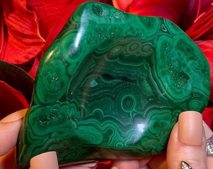 Malachite Crystal Bowl ~ 9.6 oz. ~ 4" Long ~ Vintage Hand Carved Jewelry Dish ~ Beautiful Green Colorful Swirling Bulls Eye Patterns