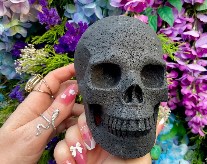 Hand Carved Lava Stone Skull Sculpture: 2 Lb, 5 Inch