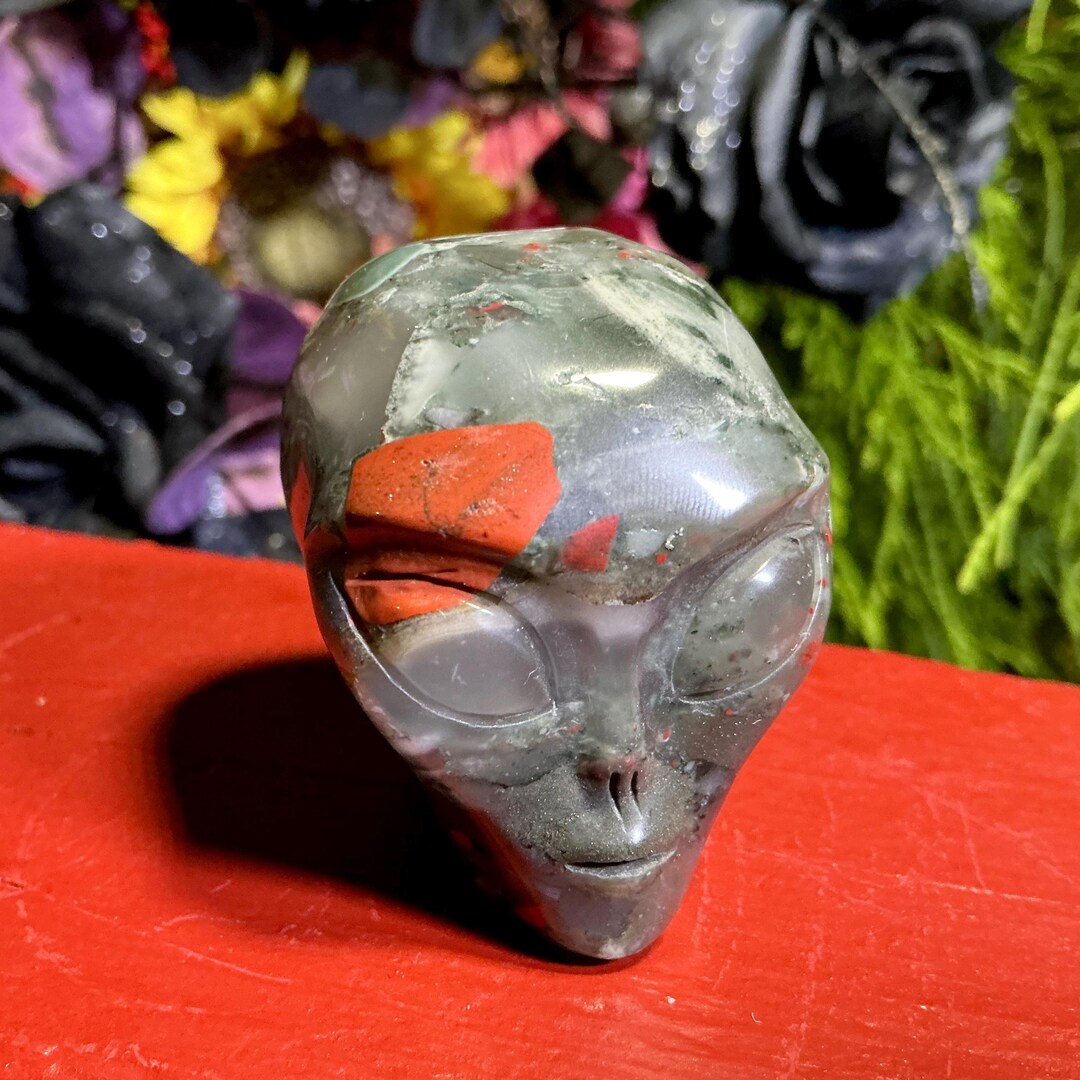 トップス GADID ANONIEM STONE / RED size0 CLEARANCE ~ African Bloodstone Alien Mini Skull Crystal 5 Oz. ~ 2